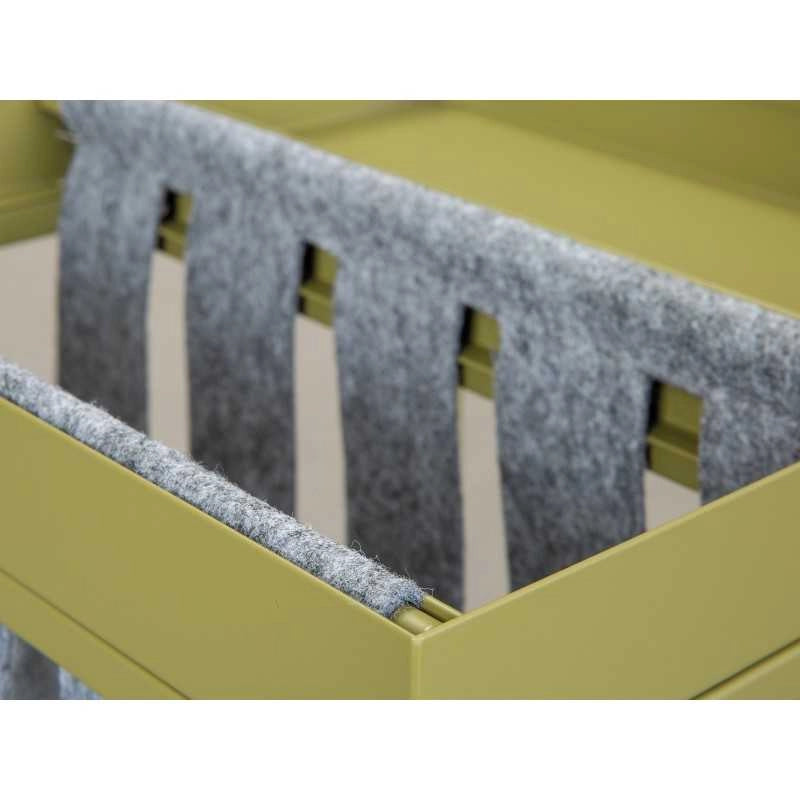 Tavolino Inter Link 35x35x40cm in metallo verniciato grigio con porta riviste in lana cotta