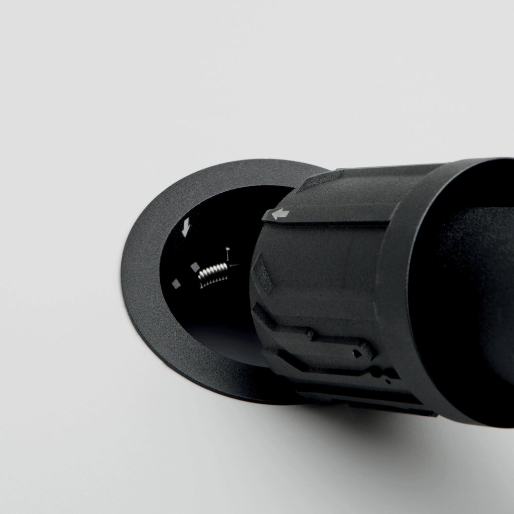 Faretto Ad Incasso Tecnico Beyond 1 Luce Led Integrato Nero 10W Ip20
