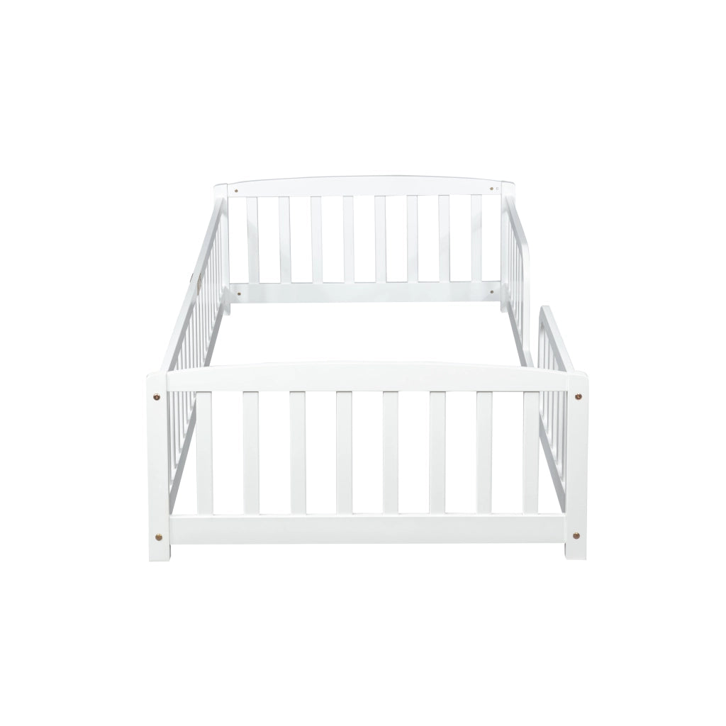 Letto per bambini singolo 90×200 cm basso con barriera di sicurezza e ingresso centrale; senza materasso; pino; bianco