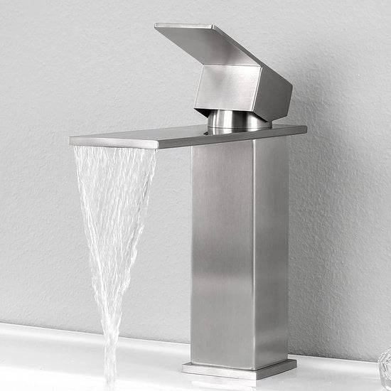 Wastafello Badkamer con Funzionale Eengreepsmengkraan a Cascata, in Acciaio Inossidabile Laccato