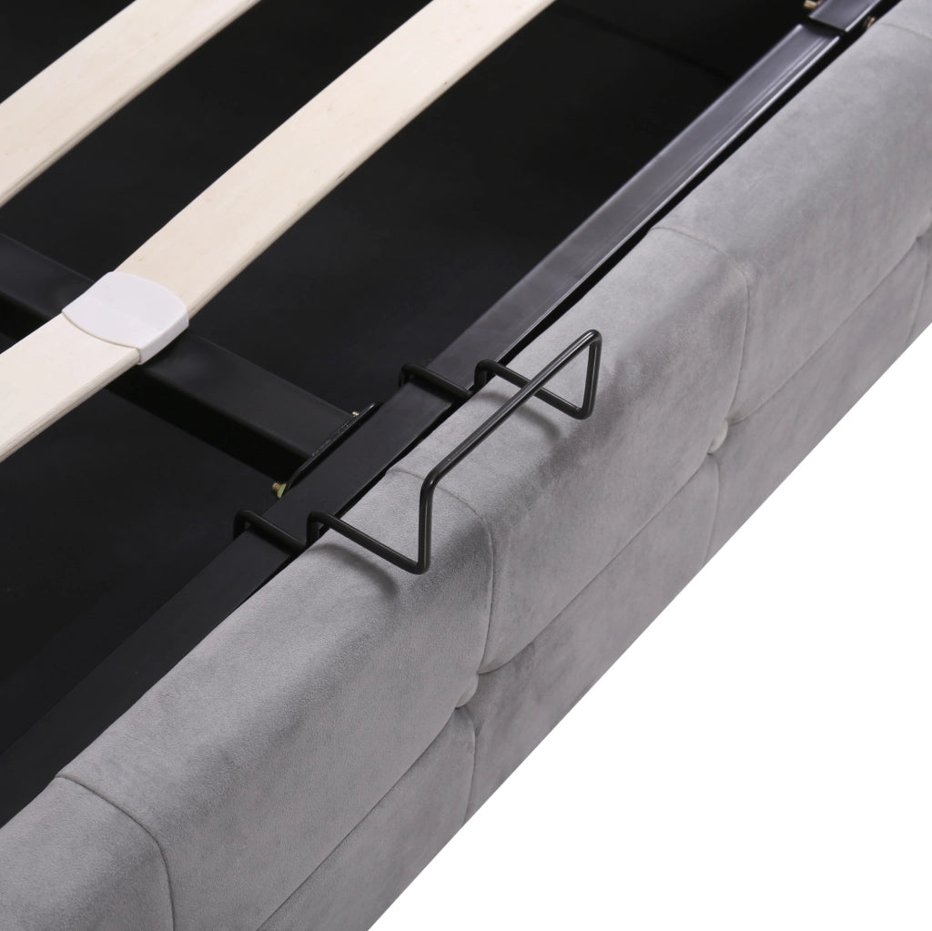 Letto imbottito ULEVR 140x200 cm con contenitore idraulico e rete a doghe, velluto grigio