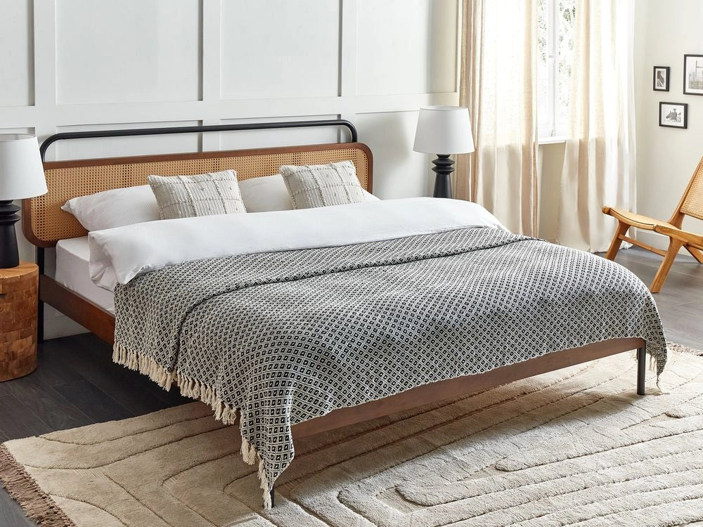 Plaid di cotone fatto a mano con motivo geometrico e nappe bianco e nero 220 x 240 cm copriletto soggiorno camera da letto divano