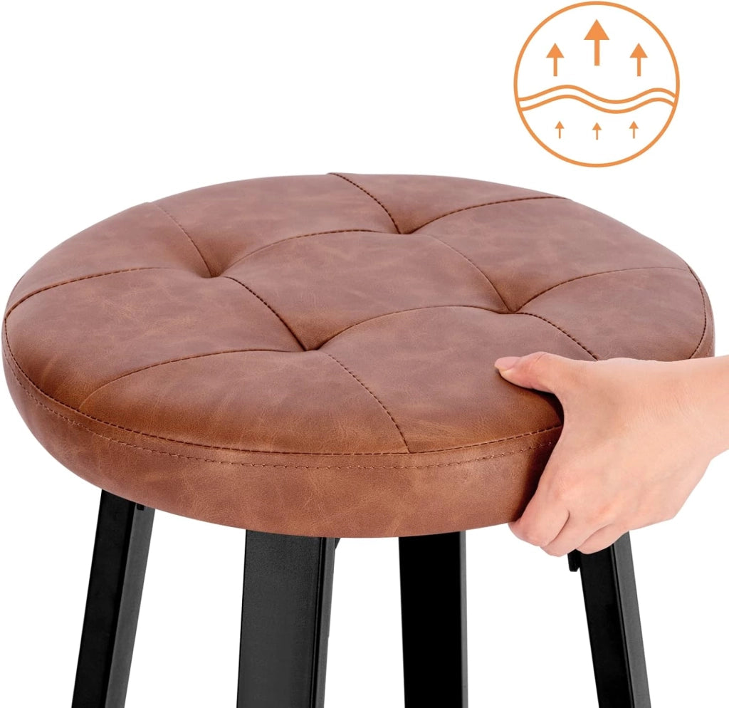 Set di 4 Sgabelli da Bar con 4 Gambe e Poggiapiedi, Sedie Alte da Cucina in Metallo e PU, con Seduta Rotonda Φ 35,5cm, Carico di 120kg, Marrone, BH330br-4