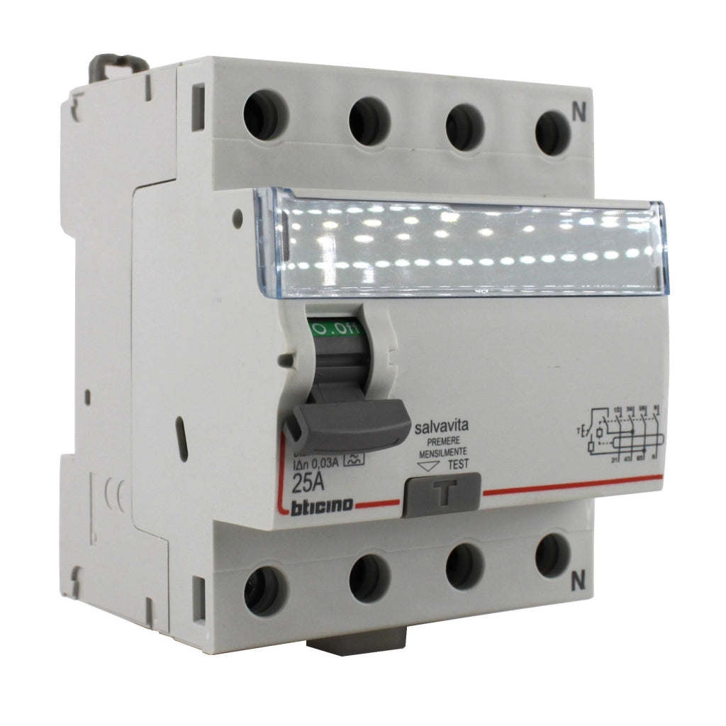 Differenziale puro 0,03A 4 moduli classe A 25A Bticino