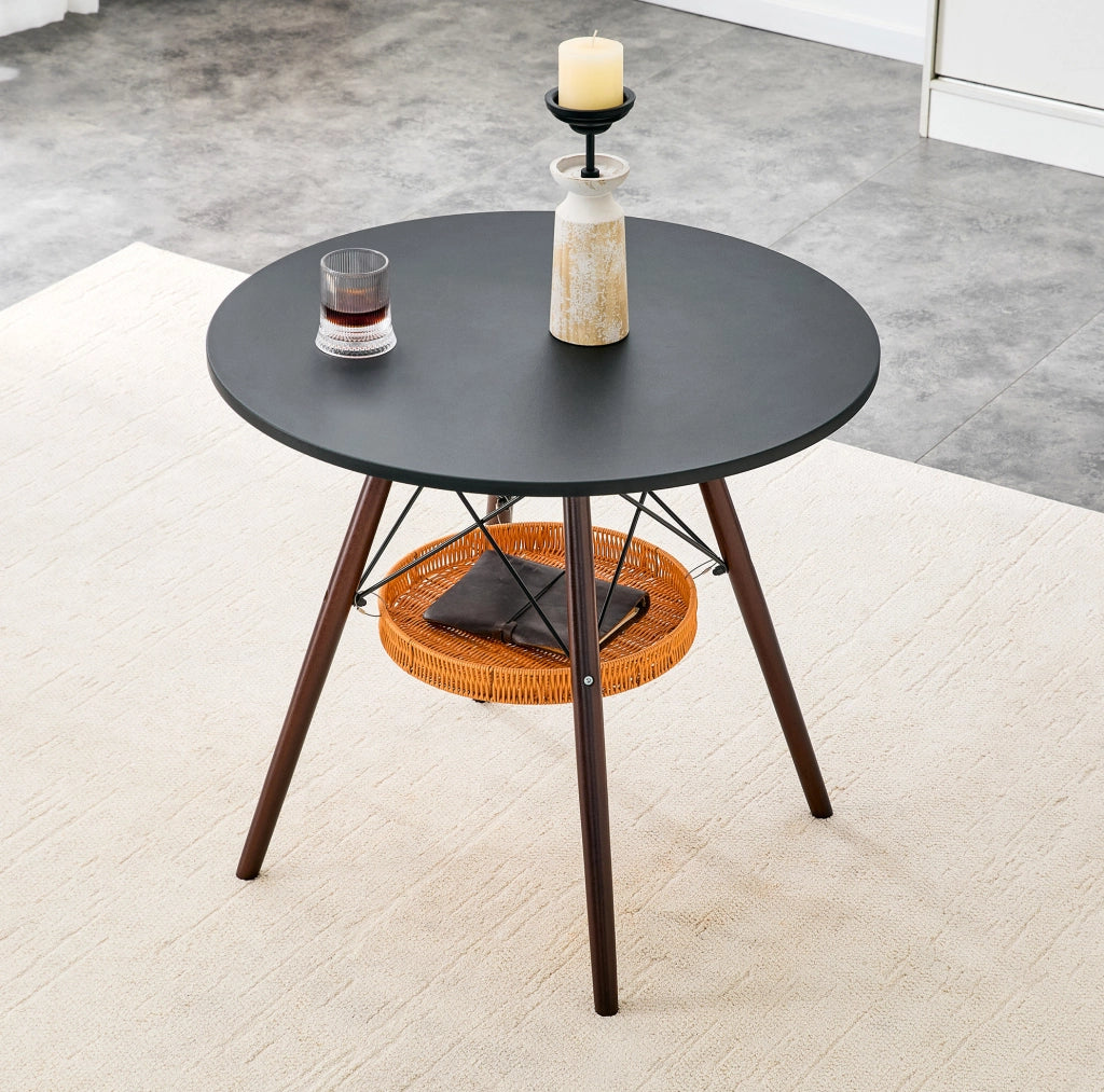 Tavolo rotondo 80 cm in MDF nero con gambe in legno massello effetto noce e cestino sospeso