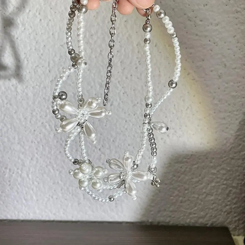 Collana con fiore di perle, petali decorati a mano, collana a doppio strato, regalo di Natale o compleanno.