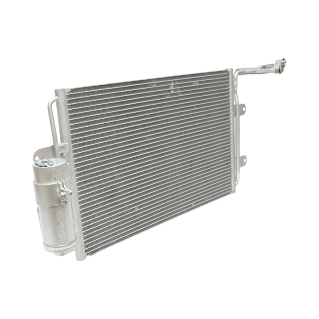 Radiatore climatizzazione (condensatore AC) – VW, Audi, Seat, Skoda Dimensioni: 542 × 364 × 18 mm Codici OEM:  1J0820411B  1J0820411D  1J0820413A  1J0820413B  1J0820413D  1J0820413E  1J0820413L  1J0820413N  8N0820411A  8N0820413A