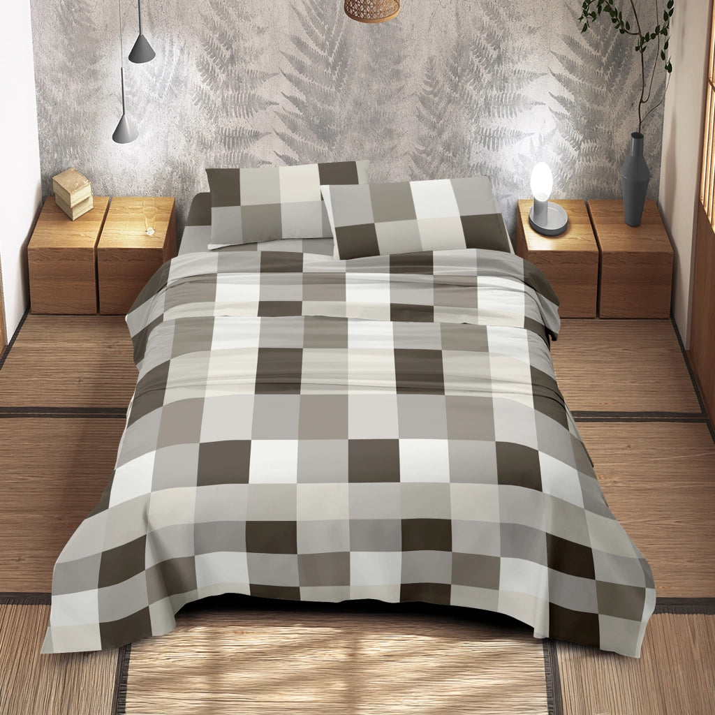 Completo Letto Matrimoniale No Stiro Set Lenzuola In Morbida Microfibra Anallergica Lenzuolo Sotto Con Angoli Elastici Fino 30 Cm, Lenzuolo Teso Sopra 2 Federe Prodotto Italiano  Chess Beige