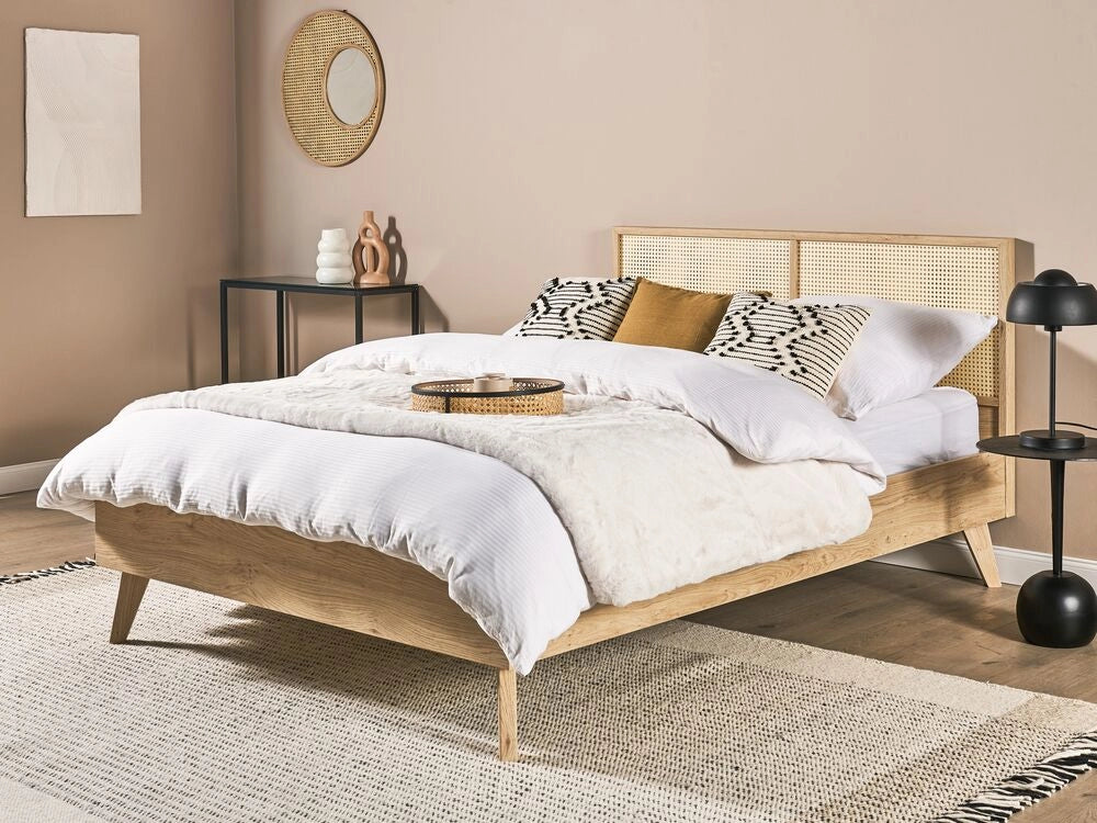 Letto matrimoniale legno di pioppo chiaro con testiera in vimini 140 x 200 cm camera da letto moderna boho minimalista