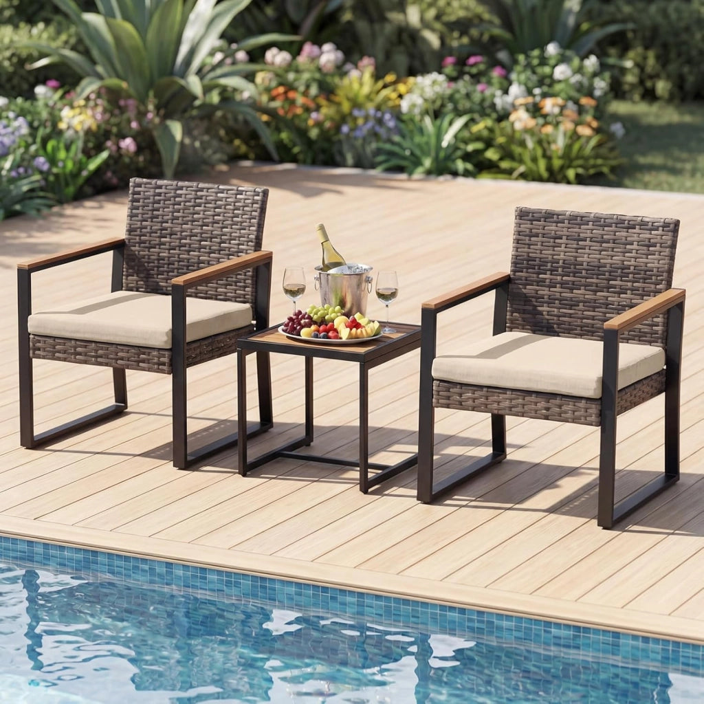 Set Salottino da Esterno in Rattan 3 pezzo, Set Mobili da Giardino Include 1 Tavolino Quadrato e 2 Poltrone Comode con Cuscino Imbottito e Telaio in Acciaio, per Balcone e Terrazzo (Beige)