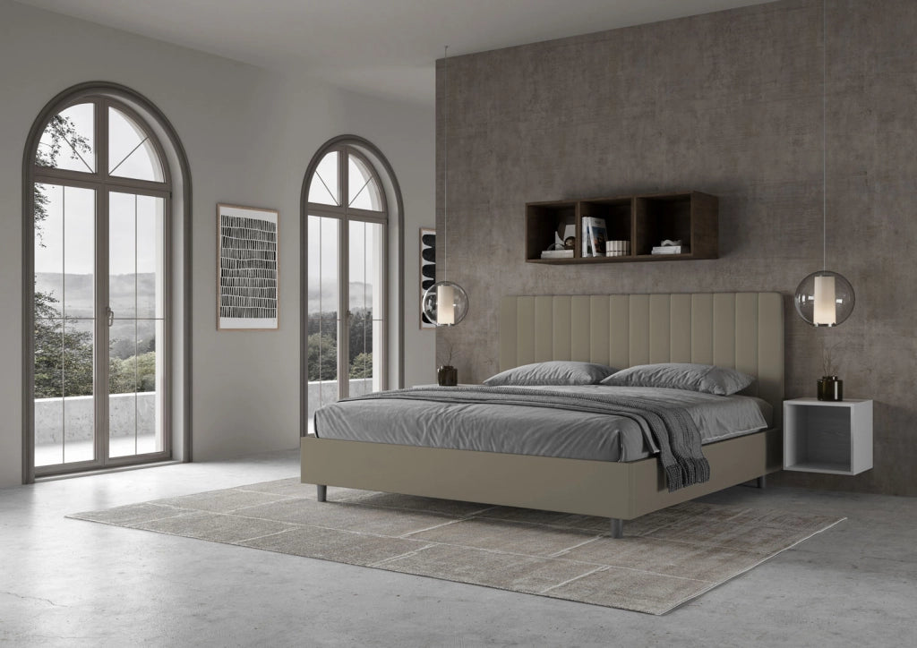 Letto Matrimoniale King Size 180x200 cm con Rete Imbottito in Similpelle Agueda Cappuccino
