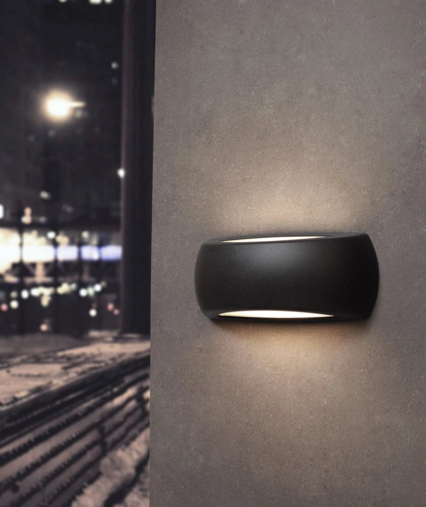 ALASSIO APPLIQUE 1 LUCE ATTACCO E27 BIEMISSIONE NERO IP66