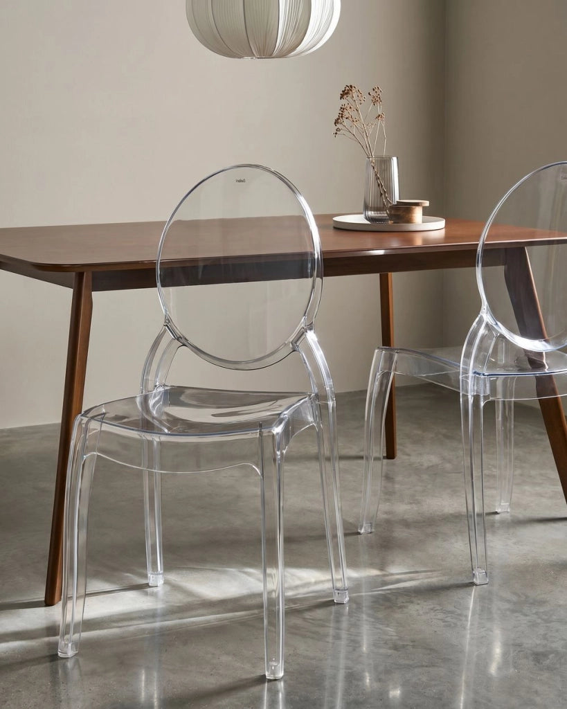 Set di 2 sedie da pranzo per cucina con schienale ovale in materiale sintetico trasparente senza braccioli finitura lucida
