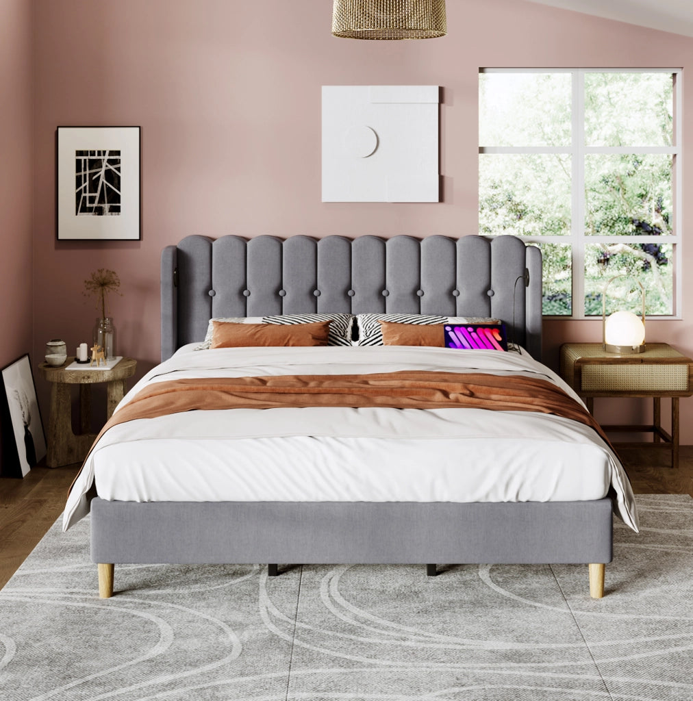 Letto matrimoniale imbottito 140x200 in lino grigio con USB Type-C e doghe