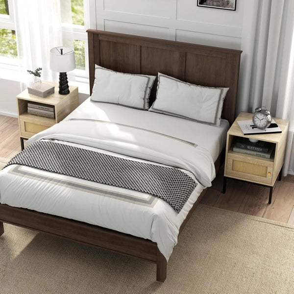 Comodino in Rattan, Tavolino Boho con Armadietto e Mensola, Tavolo Accento per Letto con Gambe in Metallo, Tavolo Compatto in Stile Fattoria per Camera da Letto, Soggiorno, Naturale (2)