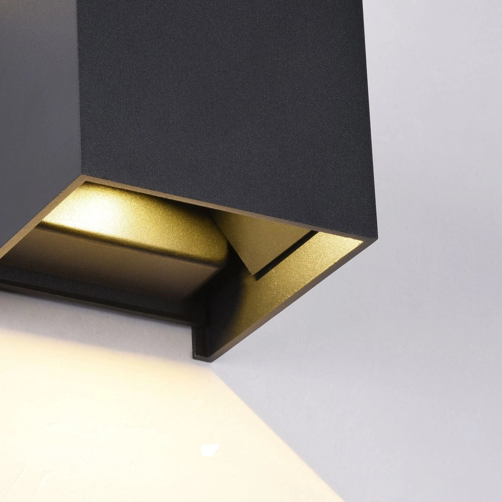 Lampada da parete Outdoor in Metallo Fulton Nero
