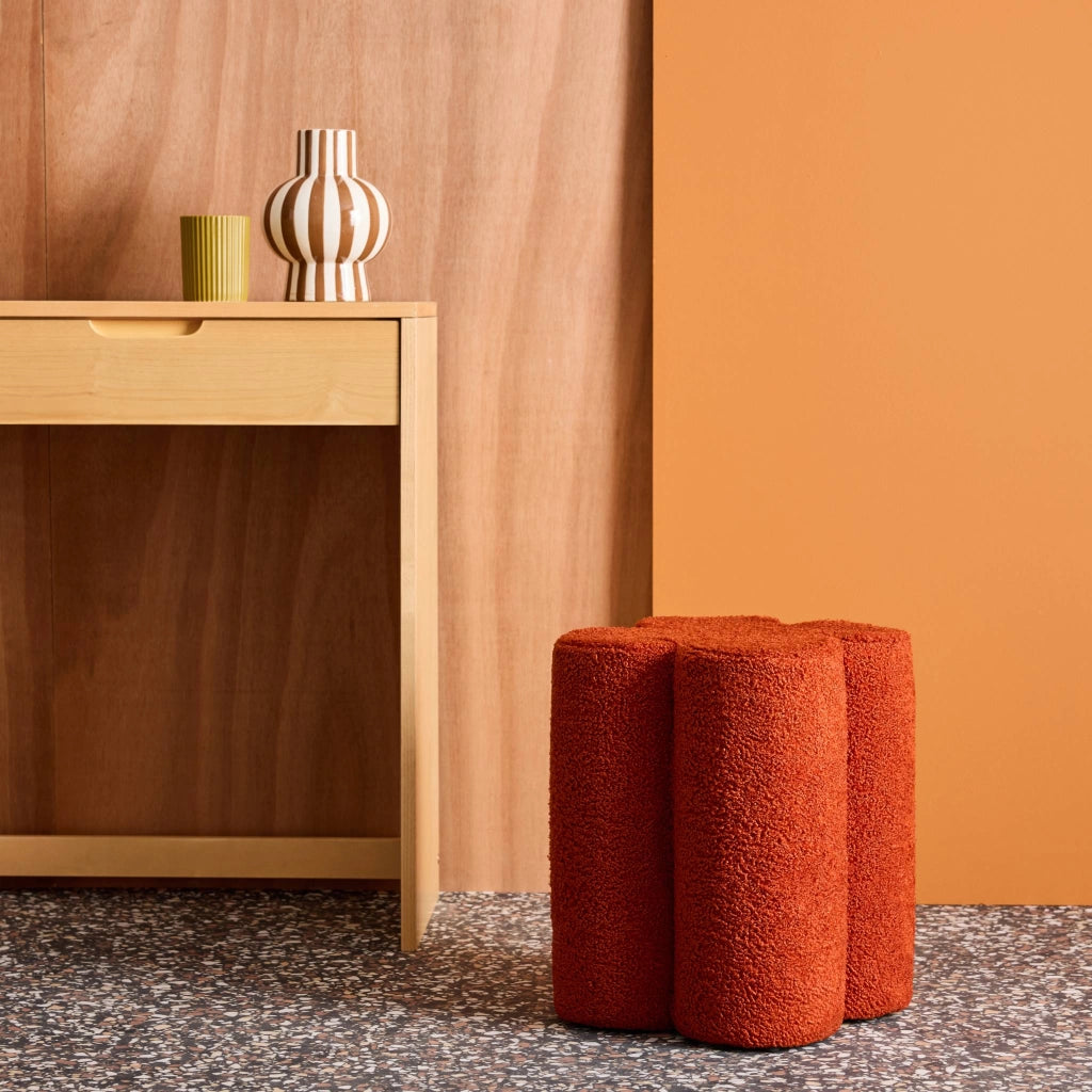 Pouf trifoglio in bouclé, terracotta
