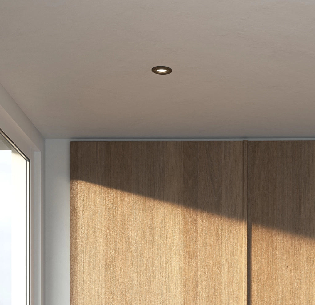 One Recessed Faretto LED da incasso orientabile 50mm con attacco GU10 finitura nero opaco IP20, ideale per illuminazione d'accento di interni