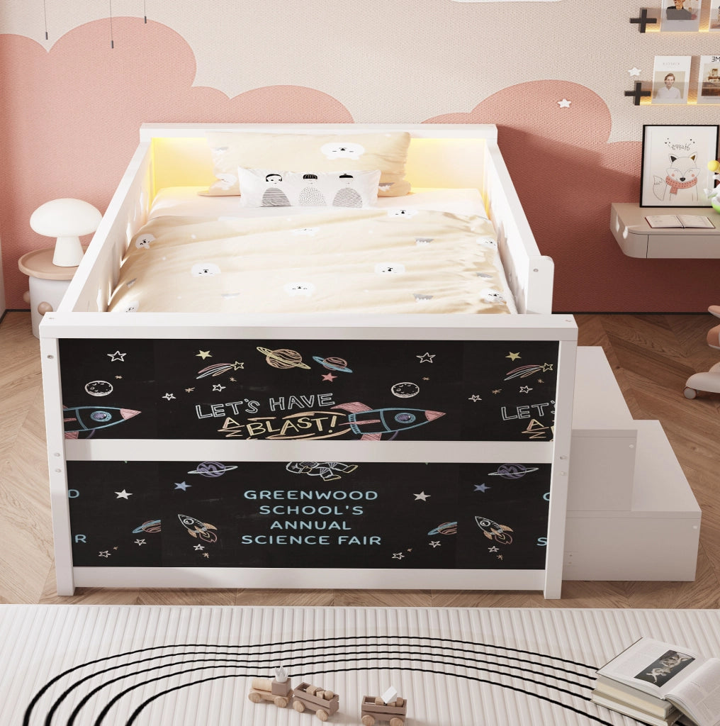 Letto singolo per bambini 90x200 cm con LED; lavagna e 4 cassetti in compensato e MDF; bianco