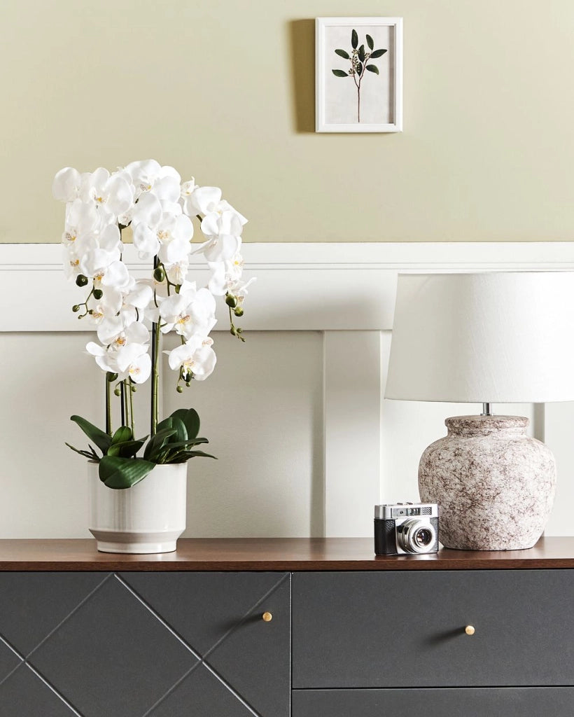 Pianta artificiale in vaso Materiale sintetico bianco e verde 63 cm Pianta orchidea Accessorio decorativo per interni