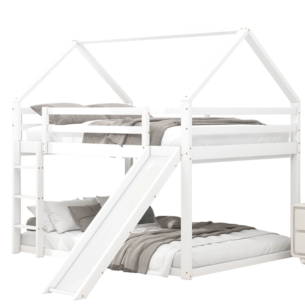 Letto a castello a casetta con scivolo e scala; 140x200 cm; bianco