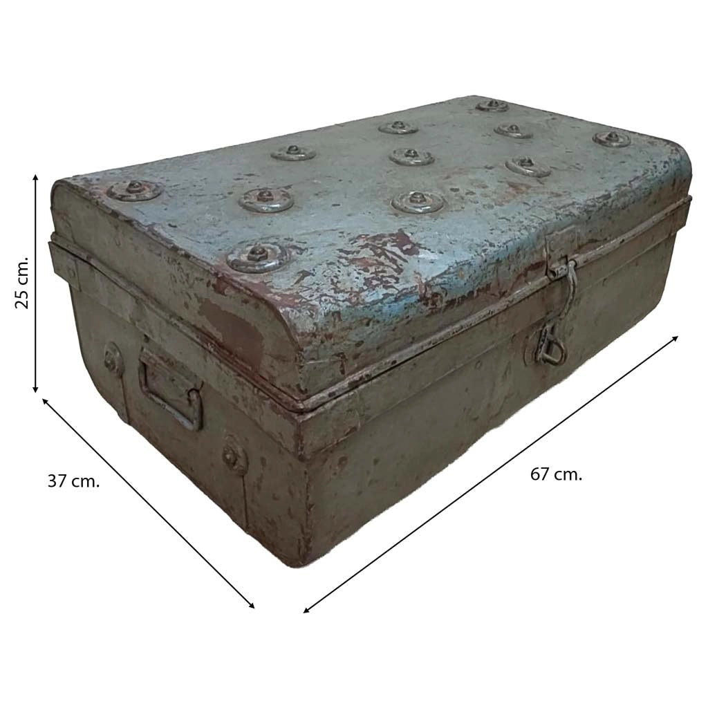 Valigia artigianale in metallo, 67x37x25h cm
