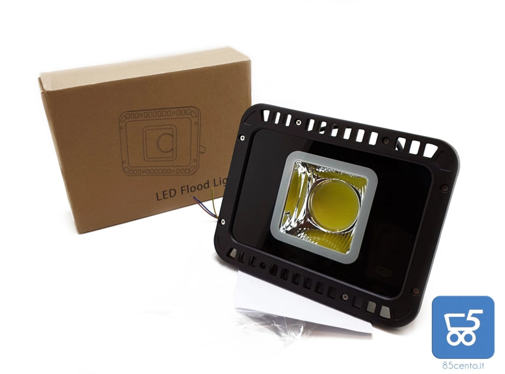 Faro LED COB faretto Esterno orientabile 50W luce fredda 4000lm 120° per piazzale giardino parcheggio