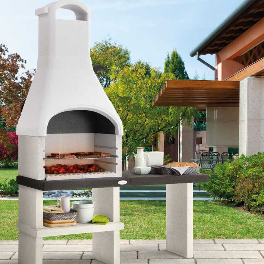 Barbecue in cemento orlando con griglia regolabile e piano d'appoggio