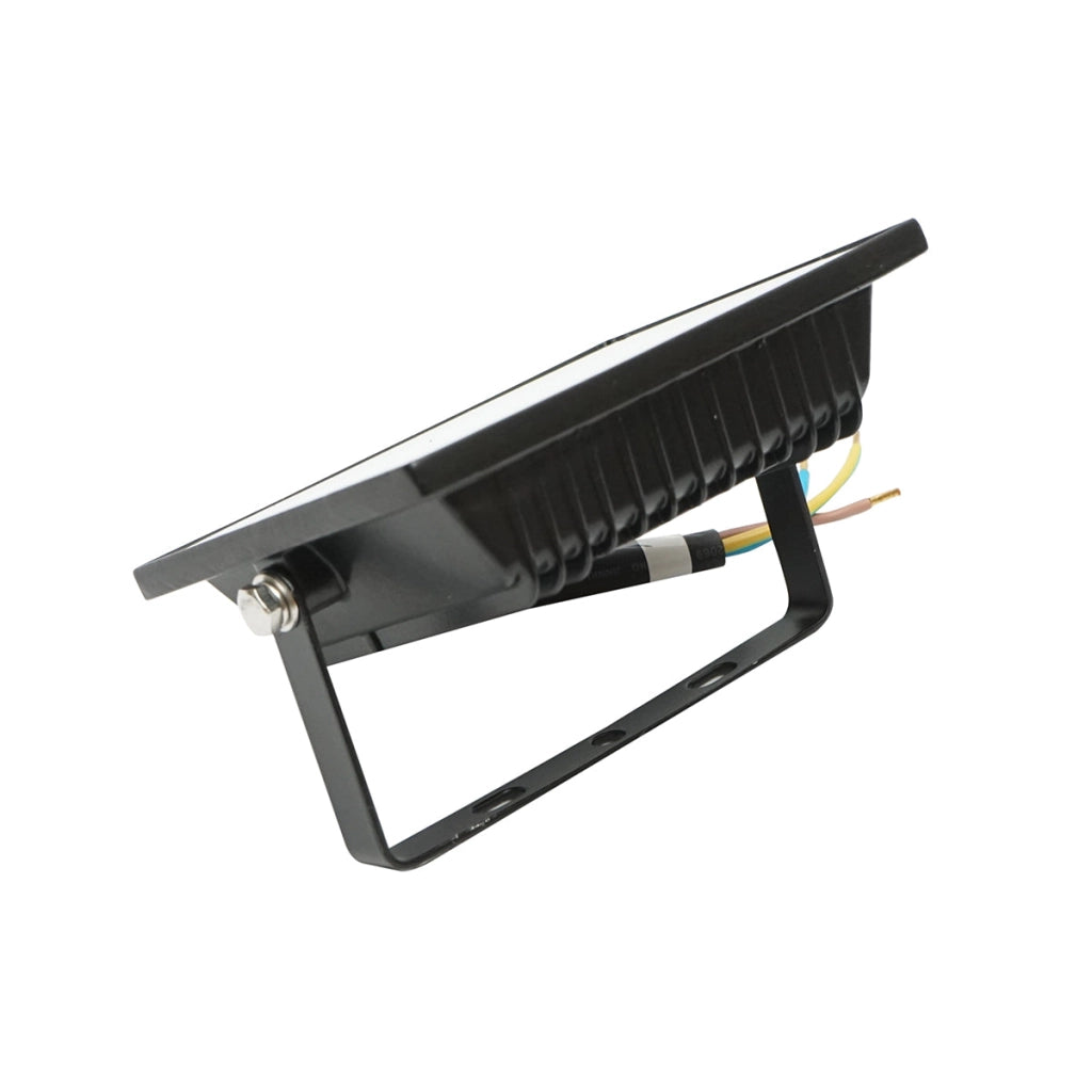Proiettore LED da 20 W, 6400 K, 1800 lm, alimentazione 220-240 V, 110 x 90 x 26 mm, grado di protezione IP65. Breckner Germany