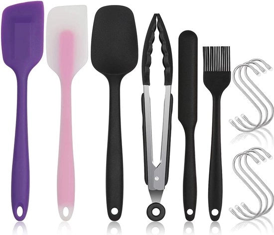 Set utensili da cucina, spatola, cucchiaio, ciotola e attrezzi da cucina per cucinare, cuocere e mescolare