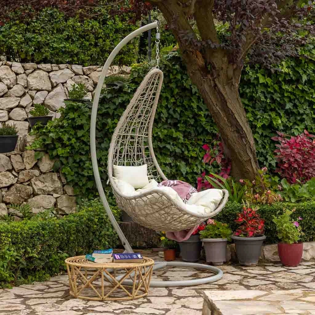 Tavolino in canna 80x80x45h