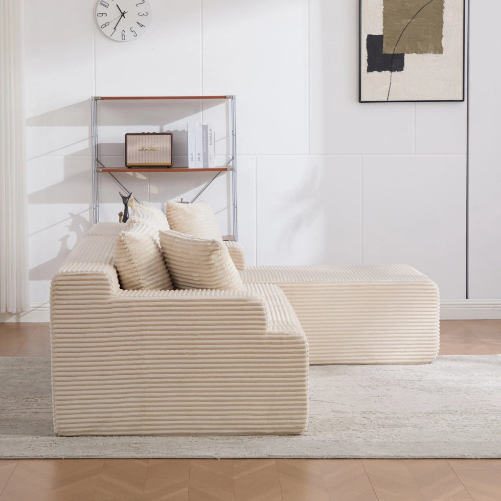 Divano con chaise longue e cuscino incluso; in ciniglia beige