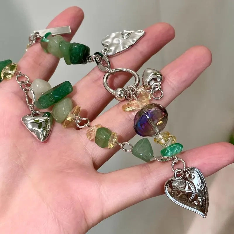 Collana fatta a mano con ciottoli verdi e cristalli, regalo di Natale per donna