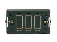 supporto scatola rettangolare placca mm.115 3 posti "venus" 3 posti 1800 cod:ferx.fer87902