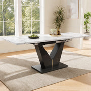 Tavolo allungabile da pranzo con piano in MDF effetto marmo e gambe a V bianco e nero 99 × 75 × 75 cm