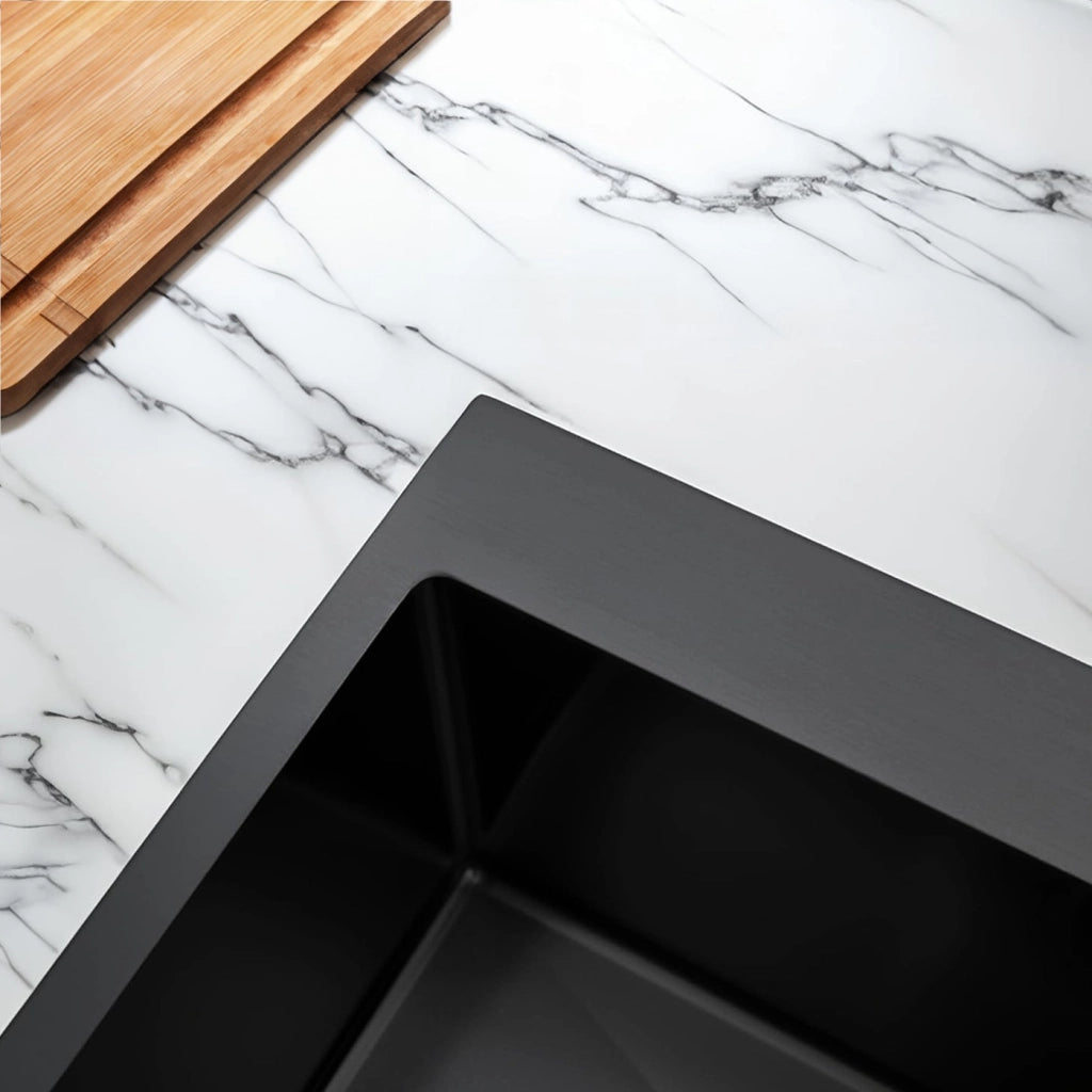 Lavello In Acciaio Leo 40 Black senza rubinetto da cucina