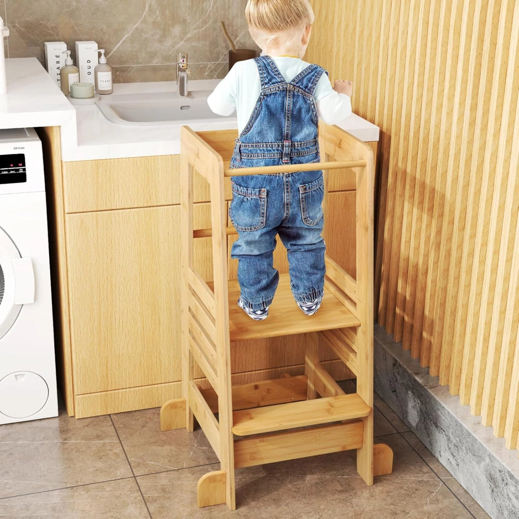 Torre Montessoriana in Bambù, Torre di Apprendimento con 4 Altezze Regolabili, Barra di Sicurezza e Piedini Antiribaltamento, Sgabello da Cucina per Bambini 18+ Mesi