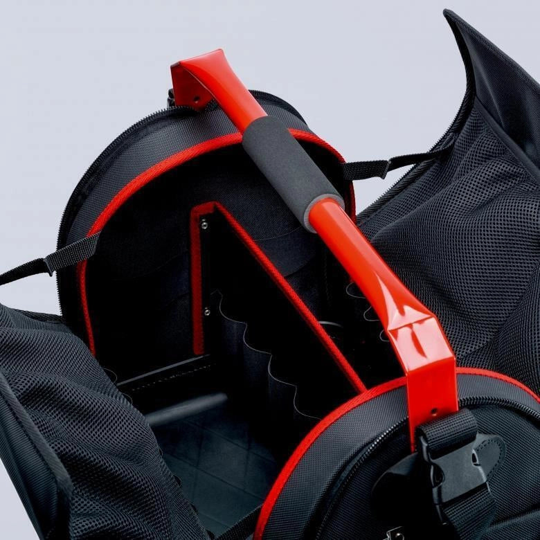 KNIPEX 00 21 08 LE Borsa portautensili LightPack Apribile su entrambi i lati Tessuto poliestere resistente con cerniera e chiusura a strappo Maniglia in acciaio con soft-grip Tracolla regolabile con tasca per cellulare Carico max 20 Kg colore Nero e Rosso