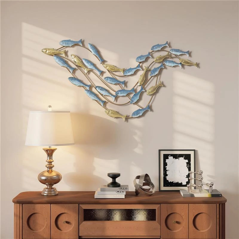 WALL ART BANCO DI PESCI IN METALLO CON VITI INCLUSE, 99.7X3.8X50.2 CM, ORO E BLU