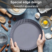 Fornetto a forma di torta 9" x 4" con fondo rimovibile – Fornetto a quiche in acciaio di carbonio | Resistente alla ruggine e termoresistente fino a 480 °C | Smalto antiaderente, solido e lavabile in forno a microonde – Ideale per la cottura.