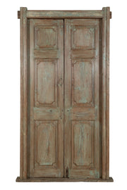 Biscottini Porta portone in legno massello e ferro da interno o da esterno vecchia e antica medievale con telaio