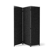 SEPARE' CON TRE PANNELLI IN PLASTICA NERO CON STRUTTURA IN LEGNO MISURE: 180X135CM