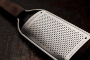 Raspatore per cucina fine - formaggio duro agrumi aglio peperoncino - Serie Maestro legno di walnuts/acciaio inox