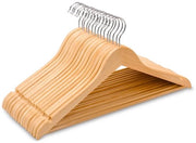 Hanger da capo in legno 44,5 cm - Risparmio di spazio - Tanga per pantaloni con presa antiscivolo - Spallacciature - Confezione da 10 pezzi - Finitura lussuosa - Hanger per abbigliamento