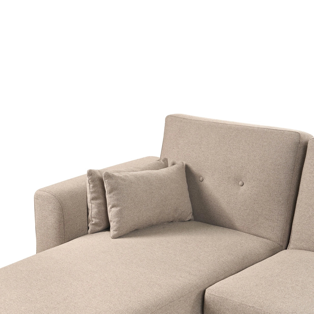 Divano Angolare ad Angolo Destro Marrone Chiaro in Tessuto Imbottito a L con Seduta Trapuntata Cuscini Decorativi e Funzione Letto