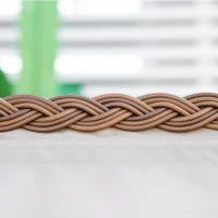 Sedia a Sdraio 3 Posti Lettino con Tetto 2 Tavolini Ribaltabili Poggiapiedi Chaise Longue Schienale Regolabile a 5 Posizioni XXL Poly Rattan Naturale 150 x 79 x 160 cm