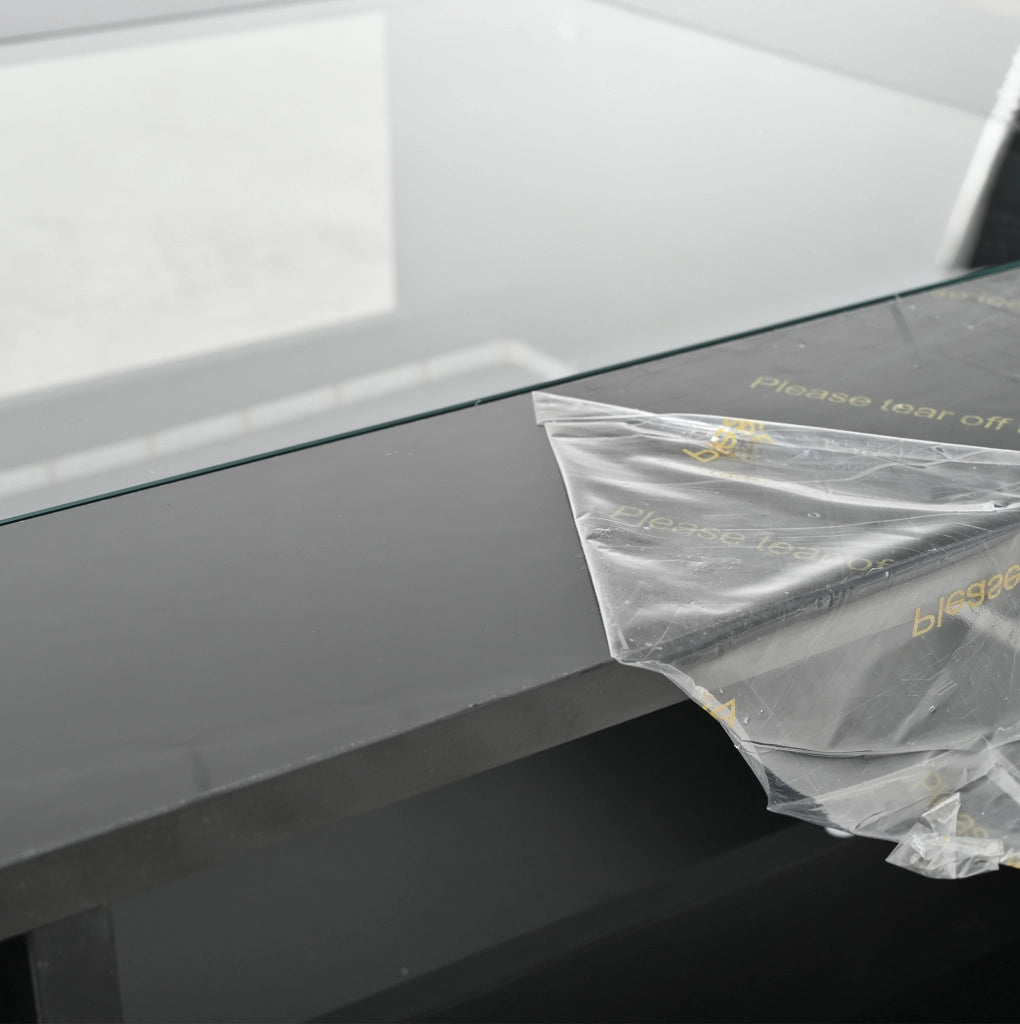 Tavolino da caffè quadrato 70x70x30 cm con piano in vetro; finitura nero lucido e LED
