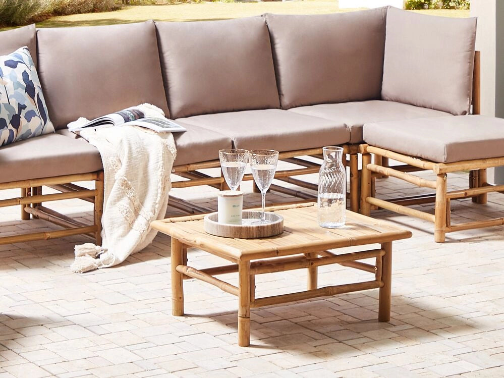 Tavolino da caffè rettangolare in bambù chiaro 64 x 55 cm esterno elegante