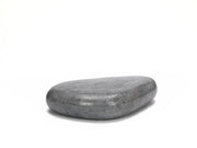 Tavolino Sasso Big in Pietra Fossile Gray Stone - Design moderno con base e top in compensato marino rifinito a mano - 123x74 cm