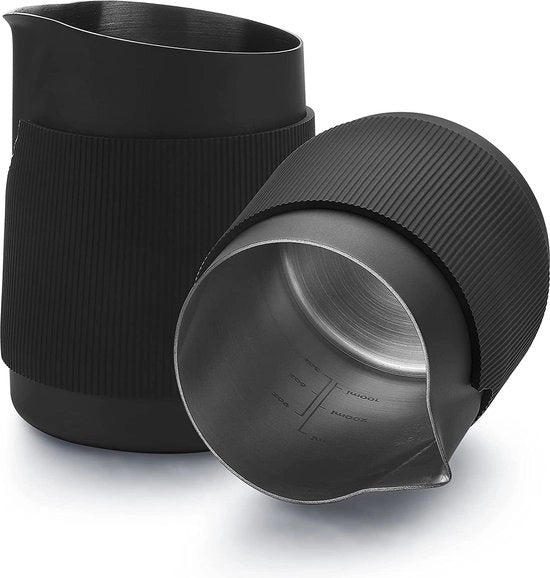Melkkannetto in acciaio inossidabile - compatta senza manico - Melkkannetto per Barista - melkkannetto in acciaio inossidabile per cappuccino e latte art - Bocchetta affilata (450ml, nero)